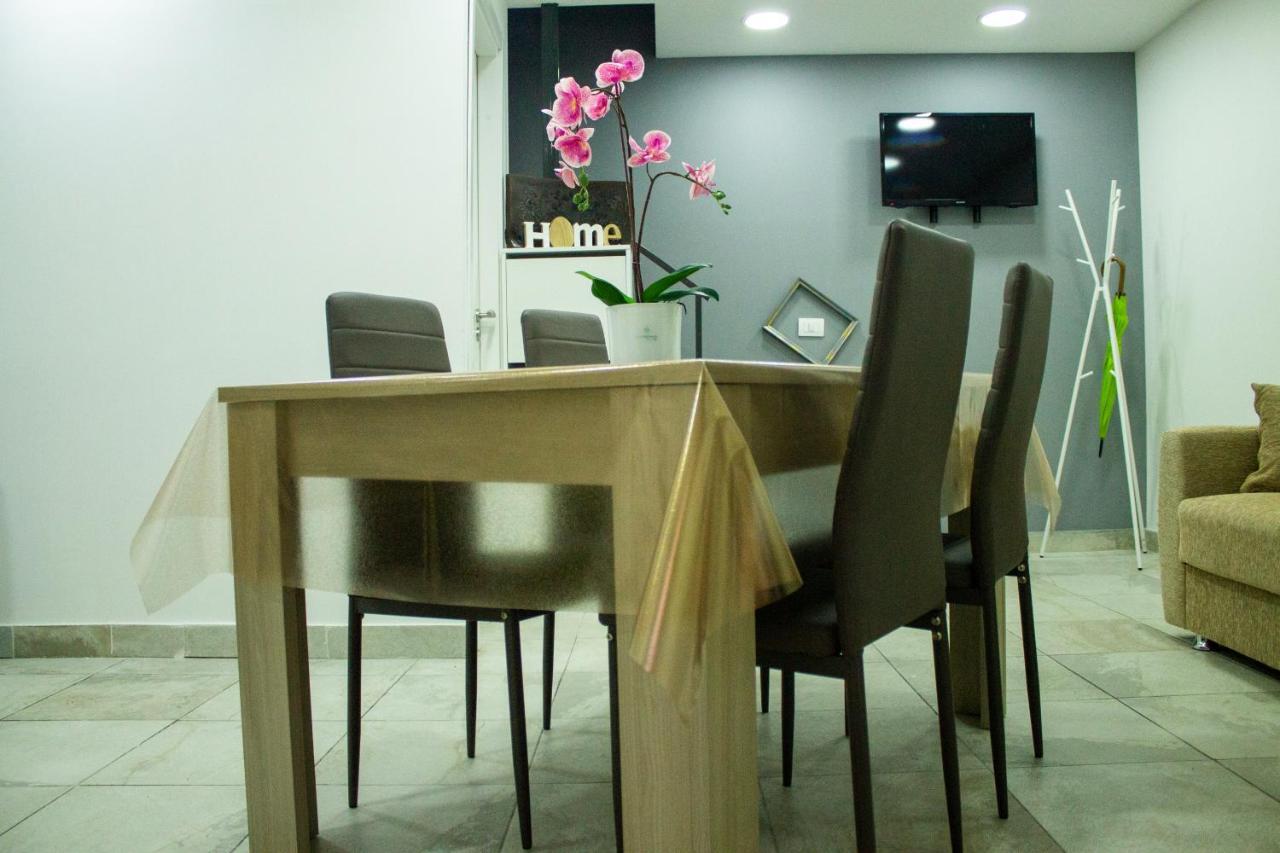 Apartamento Graphite House Nápoles Exterior foto